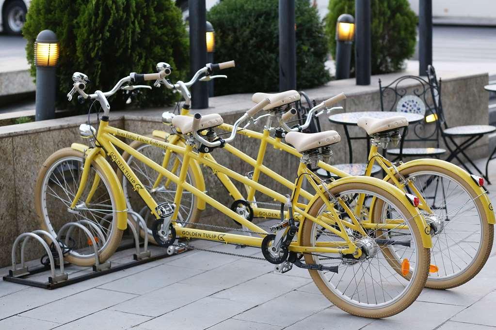 Leonardo Hotel Bucharest City Center Екстериор снимка