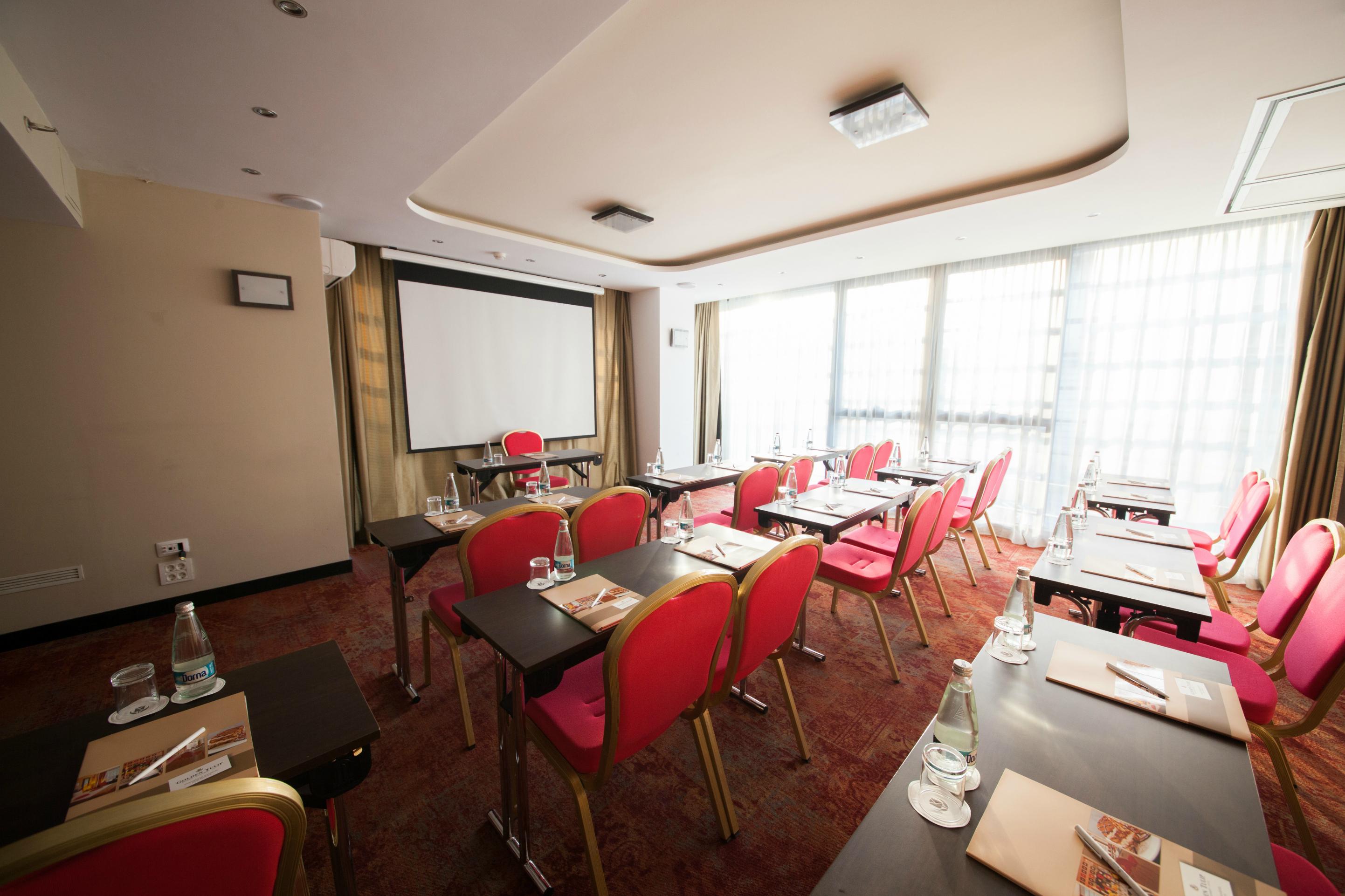 Leonardo Hotel Bucharest City Center Екстериор снимка