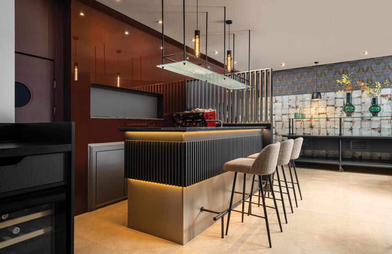 Leonardo Hotel Bucharest City Center Екстериор снимка