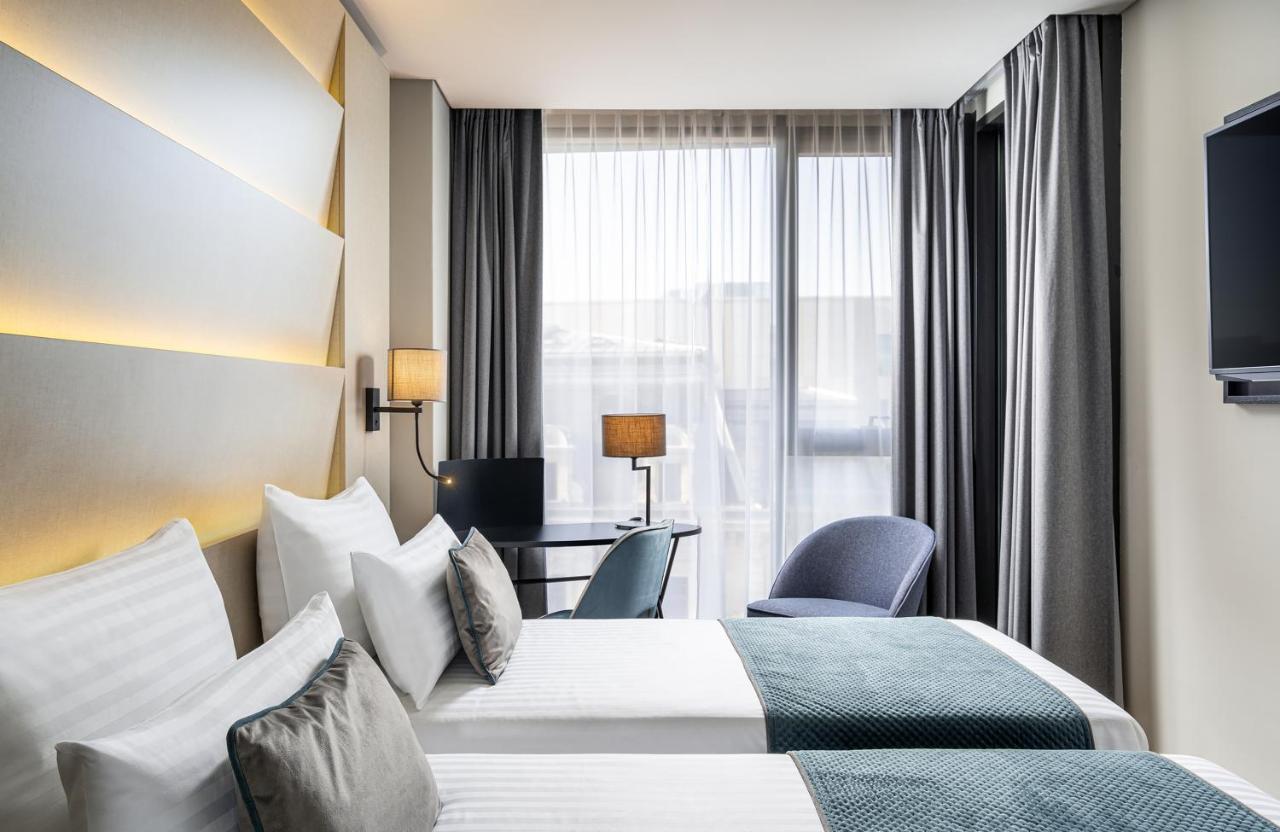 Leonardo Hotel Bucharest City Center Екстериор снимка