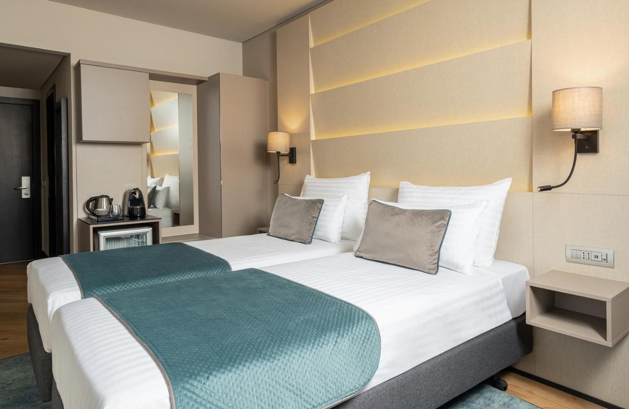 Leonardo Hotel Bucharest City Center Екстериор снимка