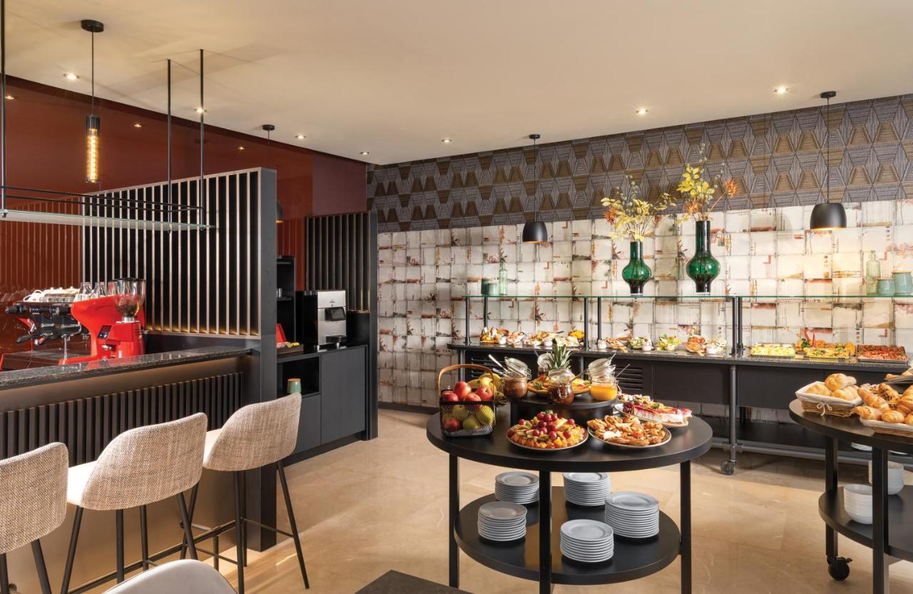 Leonardo Hotel Bucharest City Center Екстериор снимка