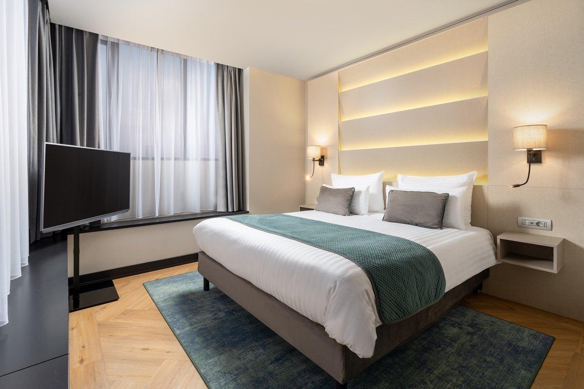 Leonardo Hotel Bucharest City Center Екстериор снимка